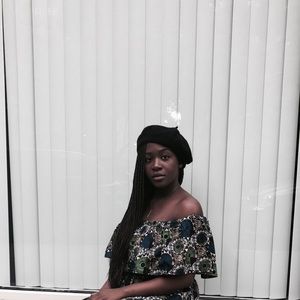 Meet your Posher, Esther